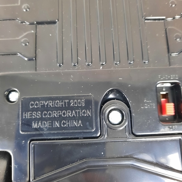 EUC Hess Race Car and Racer Toy Cars 2009 - Picture 13 of 14